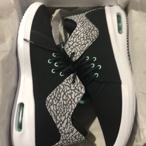 Jordans size 12 first class never been worn